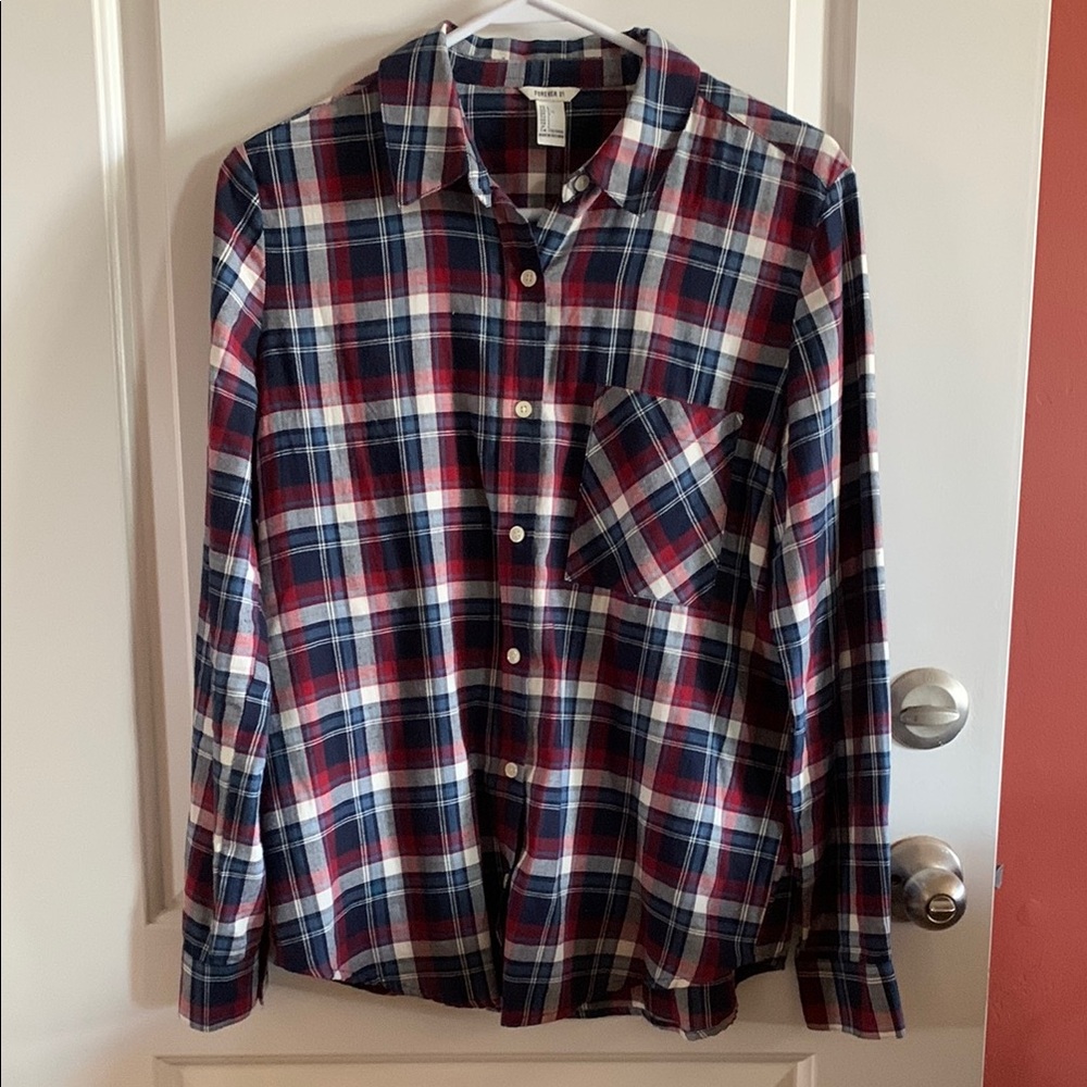 Forever 21 Red and Blue Button Down Shirt
